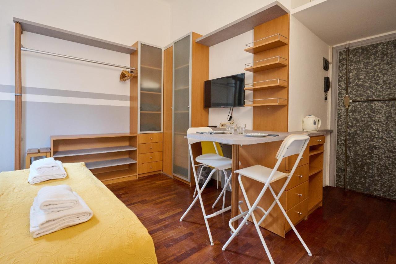 Artist Nadia'S Apartment In Porta Vercellina Mediolan Zewnętrze zdjęcie